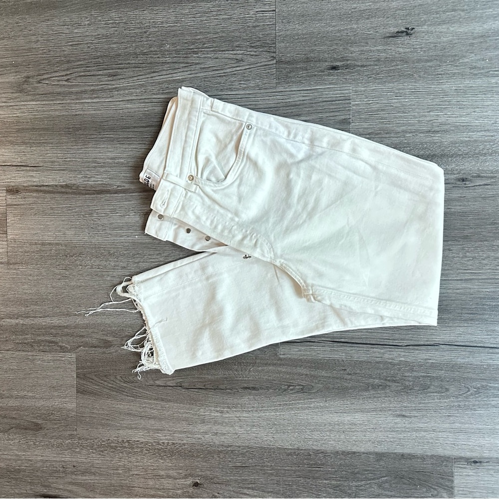 Agolde Riley Raw Hem Cropped Jeans - Picture 4 of 8